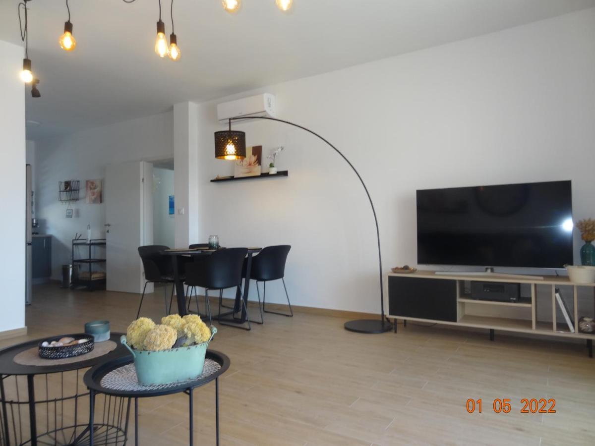 Fantazija Apartamento Vodice Exterior foto