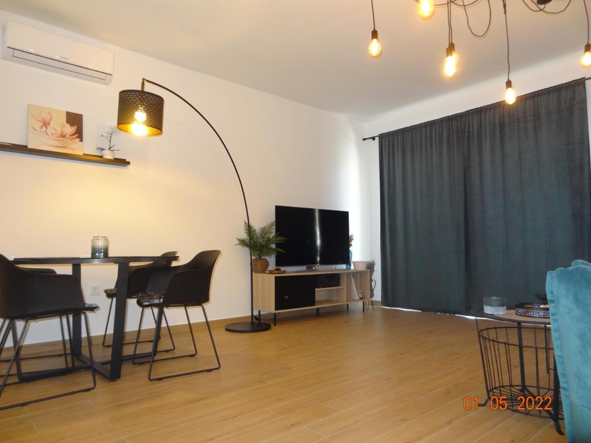 Fantazija Apartamento Vodice Exterior foto