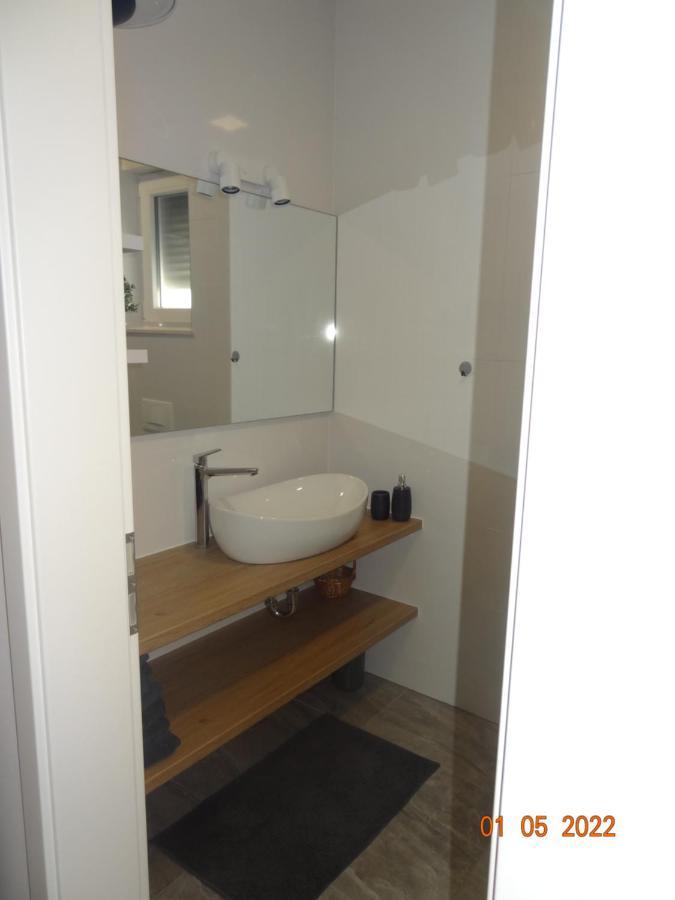 Fantazija Apartamento Vodice Exterior foto